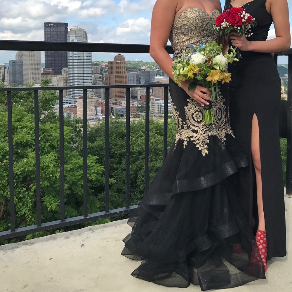 Prom Dress - Picture 5 of 5